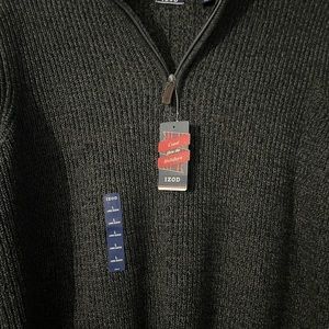 Men’s gray Izod sweater.